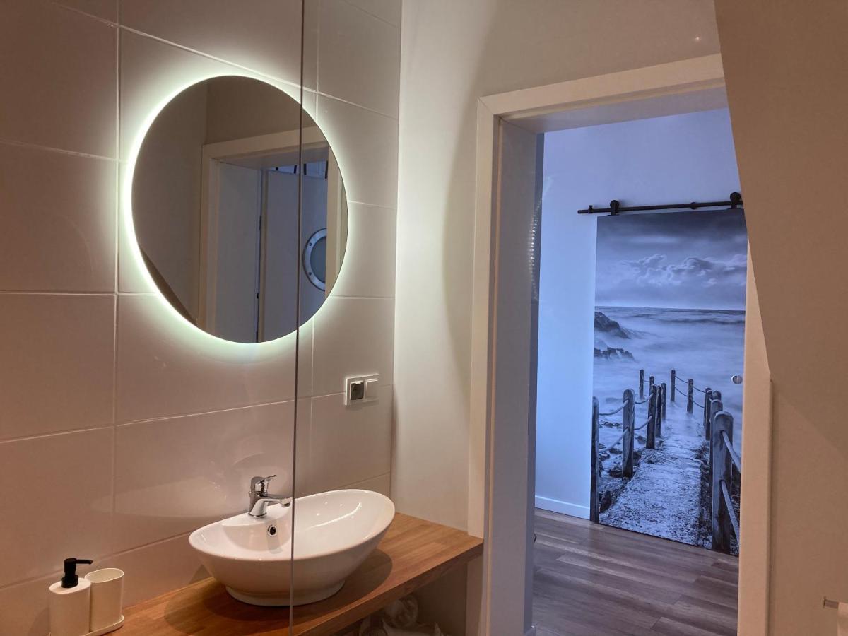 Admiral Yacht Villa Swinoujscie Ngoại thất bức ảnh
